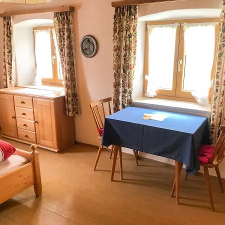Dhillon Farm stay Bernau am Chiemsee
